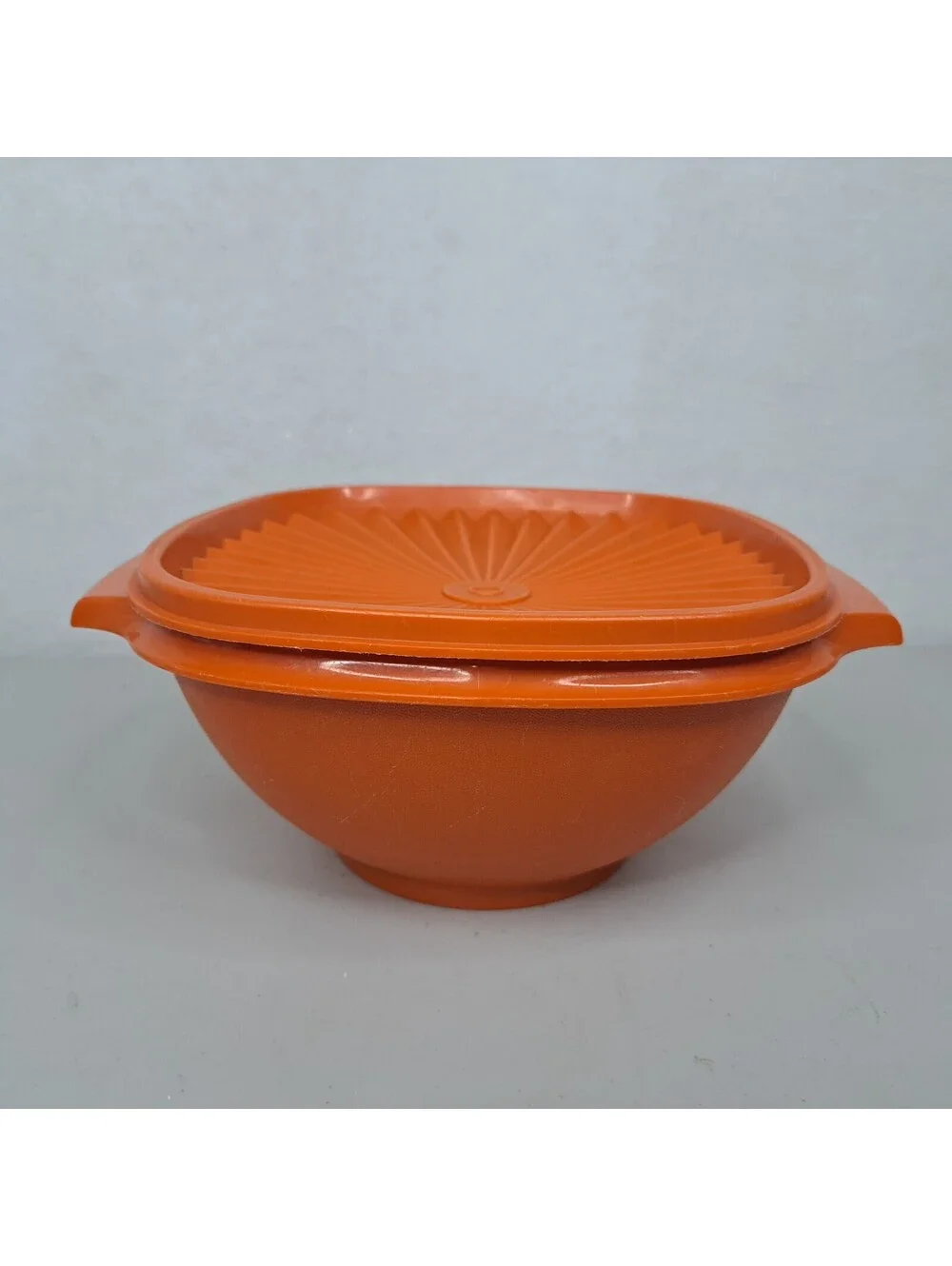 Vintage Tupperware Orange Servalier Square Bowl 838-3 Lid 839-2